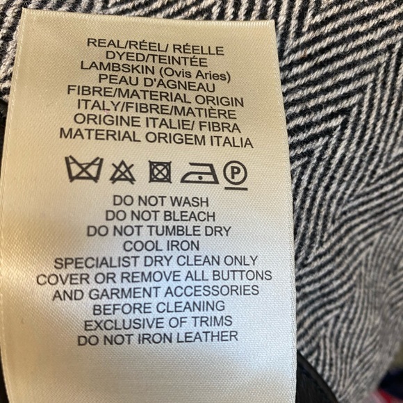 Burberry Brit wool pencil skirt. - Picture 5 of 5